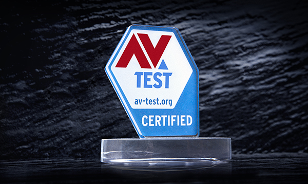 06_av-test_certified_black