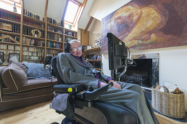 Hawking-in-his-library-at-home