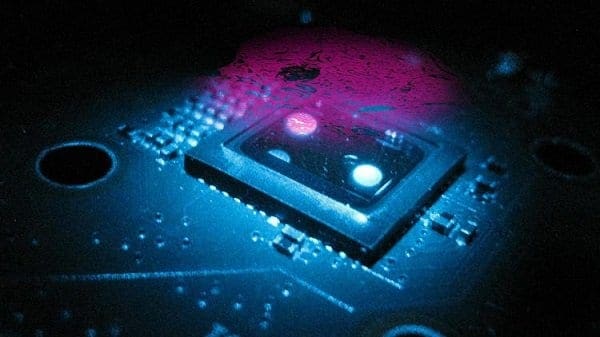 la-sci-sn-lens-free-on-chip-microscope-2014121-001