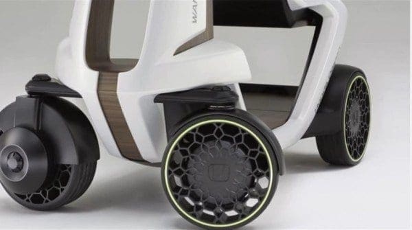 its-designed-for-easy-maneuvering-around-pedestrians