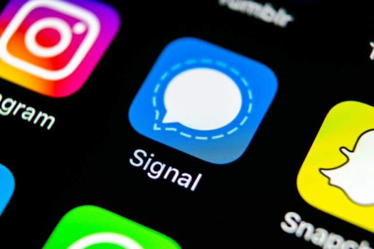 FBI успешно извлече избришани Signal пораки од базата за известувања на ...